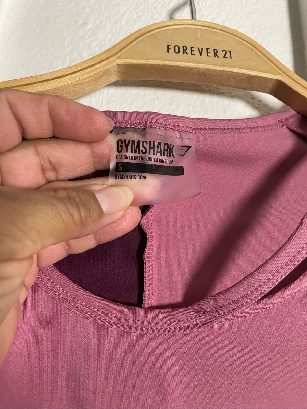 Gymshark asymmetric crop top - Picture 4 of 5